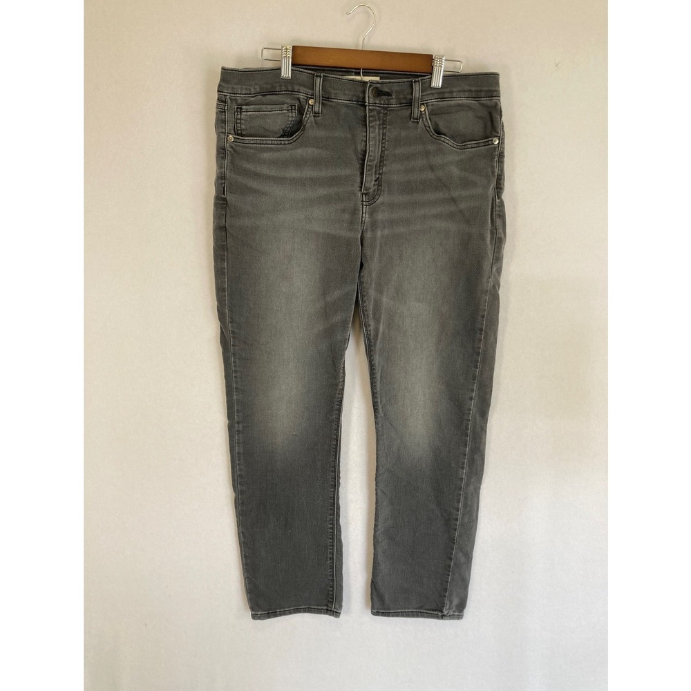 Casual Signature by Levi Strauss Mens 37x27 Grey Slim Fit Faded Denim Jeans